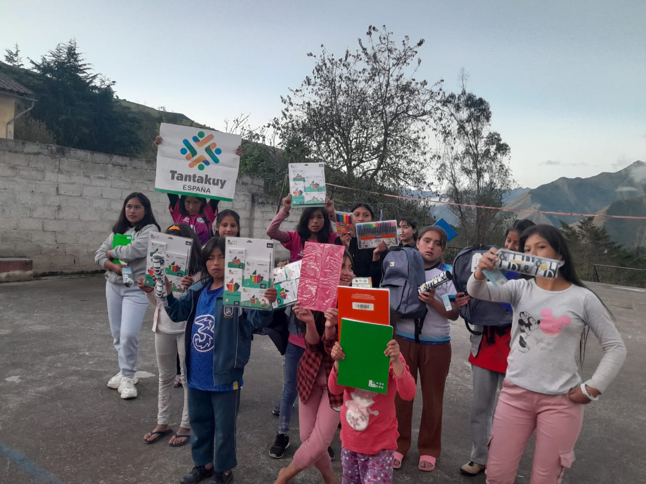 Material didáctico y juegos